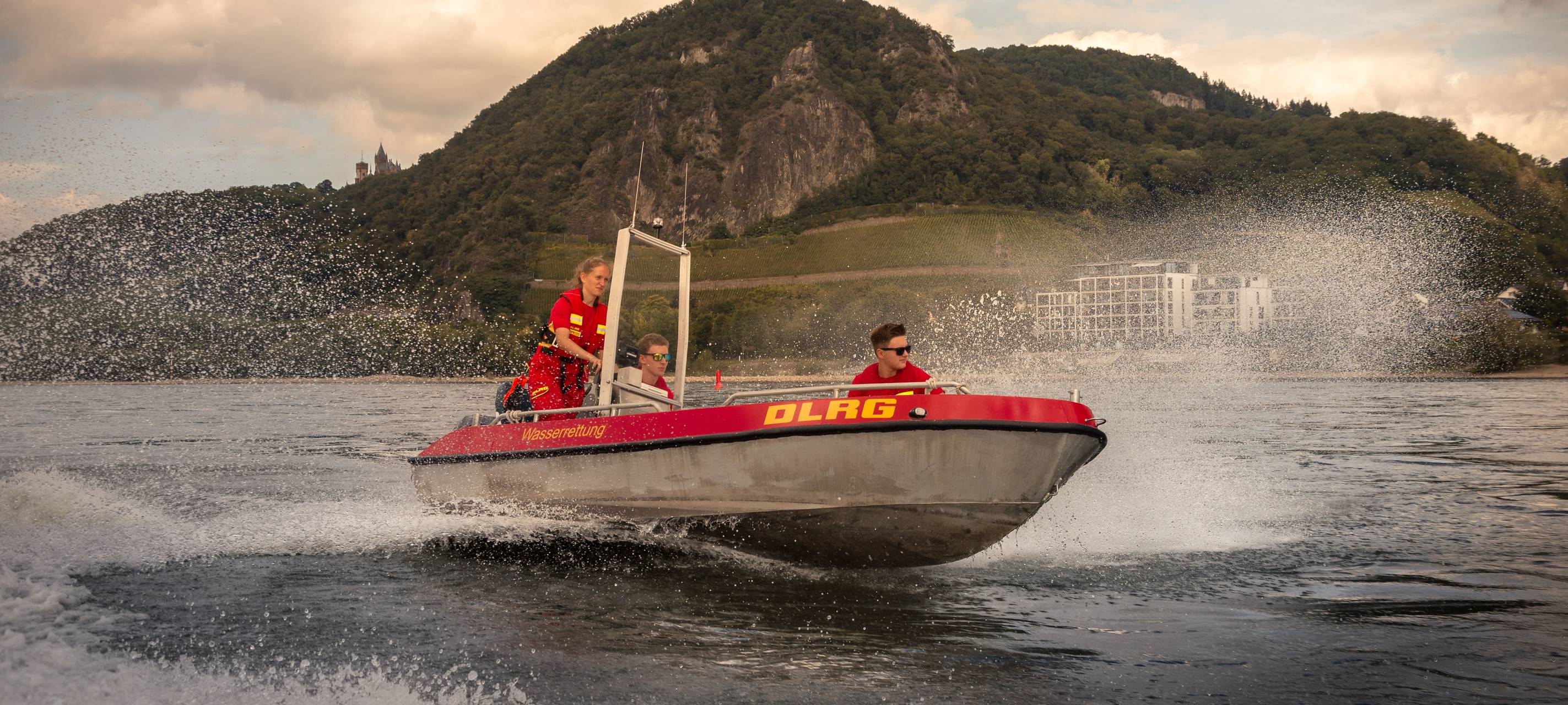 Die DLRG in Bad Honnef und Unkel steht ohne Rettungsboot da